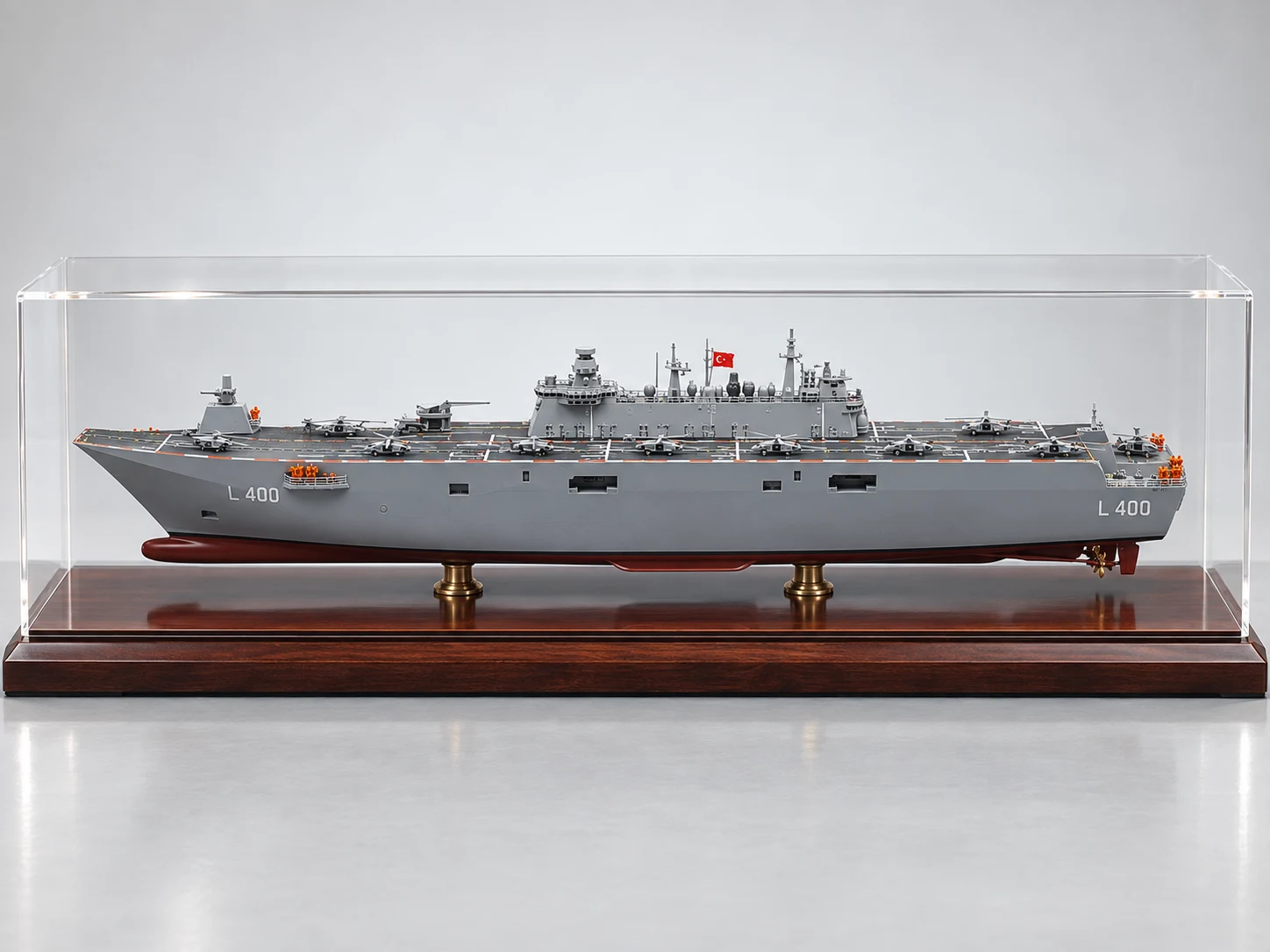 TCG Anadolu L-400 Gemi Maketi Projesi